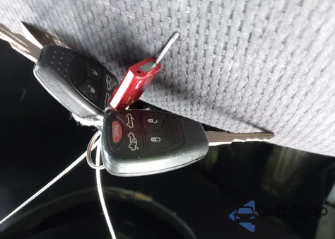 2013 Chrysler 200 Touring z USA, uszkodzony, nr VIN 1C3BCBEB0DN540127